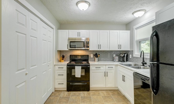 Nashville House | NashVegas Getaway! Lit Tiered Deck, Open Concept, Across from the Lake