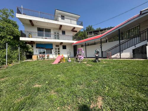 Bhurban Cabin | Nasim Cottage