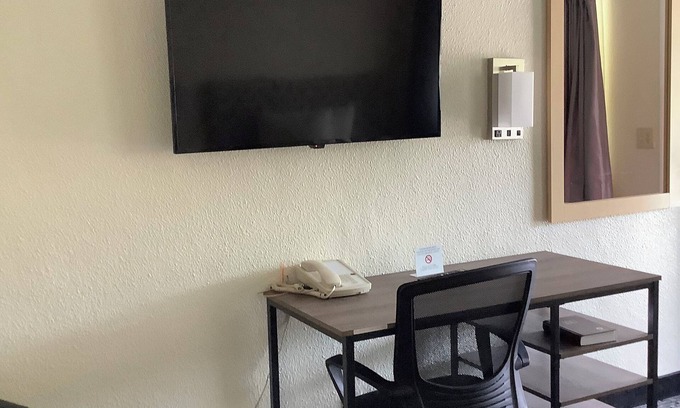 Westside Santa Cruz Hotel | National 9 Santa Cruz