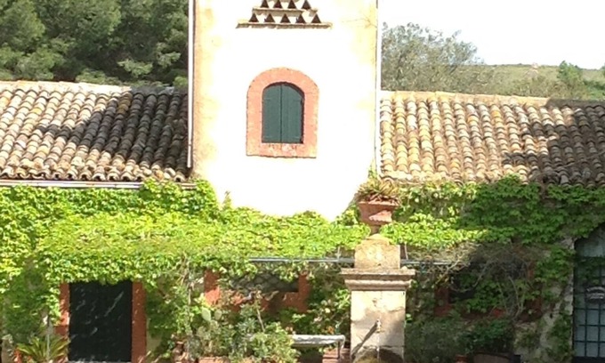 Mazzarino House | Nature and Culture in the Masseria. Nearby Piazza Armerina, Caltagirone