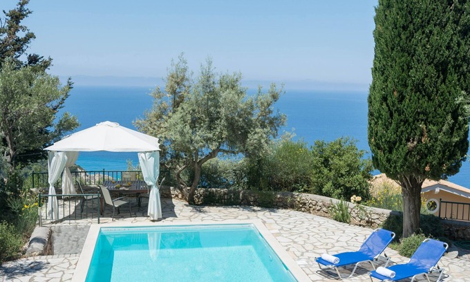 Agios Nikitas Villa | Nature Villas