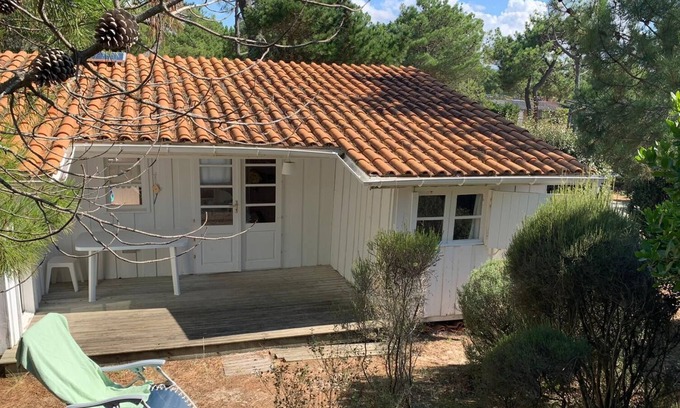 Vendays-Montalivet Ski Chalet | NATURIST BUNGALOW BY THE OCEAN