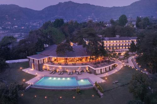 Nainital Hotel | Naukuchia House, Naukuchiatal - IHCL SeleQtions
