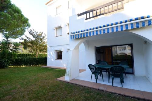 Pals Apartment | NAUTIC GOLF A 101