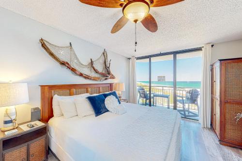 Fort Walton Beach Apartment | Nautilus 2507
