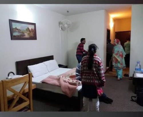 Murree Hotel | Naveed Hotel