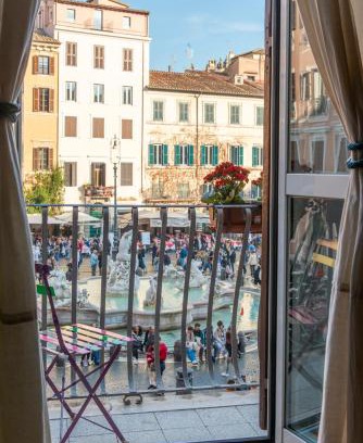 Rione VI Parione Apartment | Navona Charming Balcony