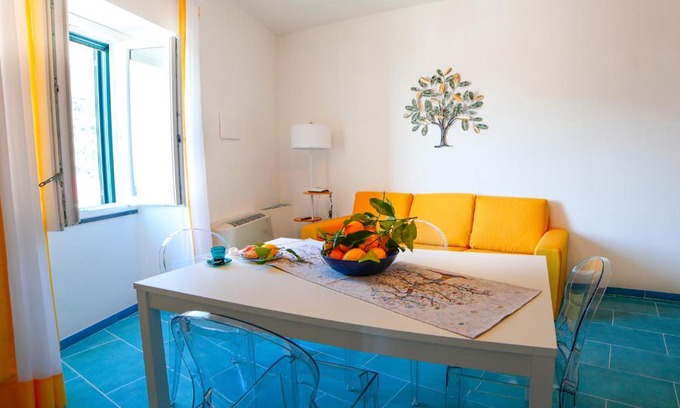 Pontone Apartment | Ncopp' a' Scalinatella