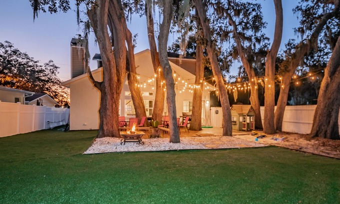 Tarpon Springs House | Near Beaches