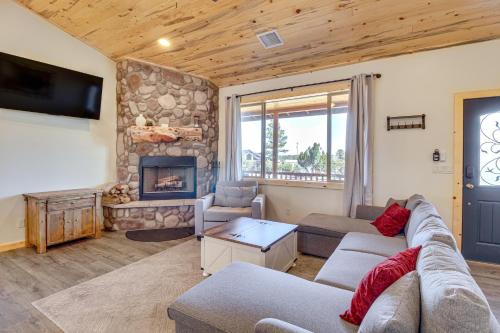 Heber House | Near Hiking Trails Overgaard Home with Large Yard!