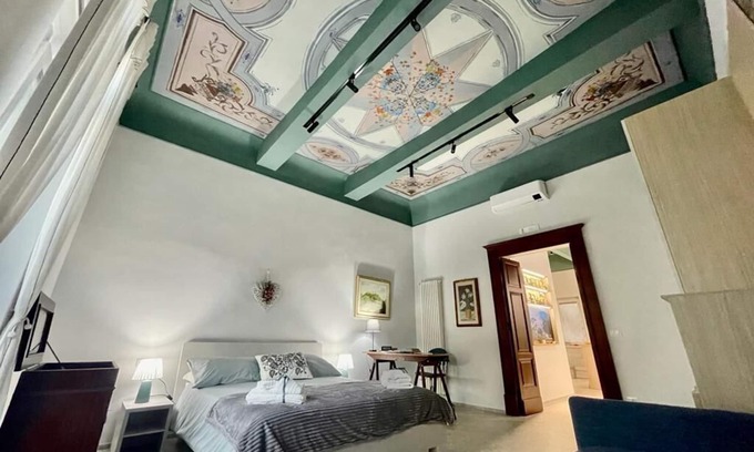 Torre del Greco House | Near Pompeii & Vesuvius, the Cammeo Guest House