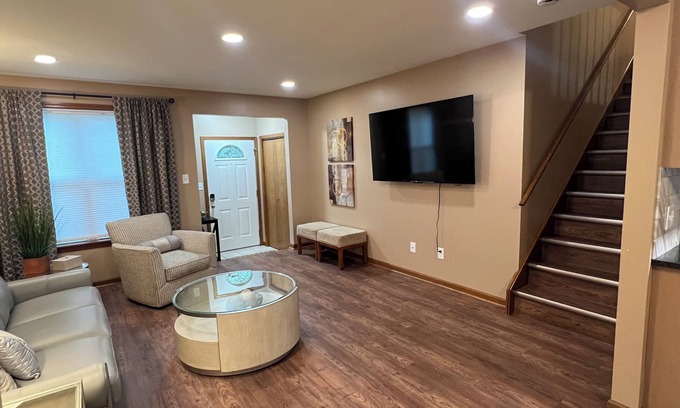 Blasdell Condo | Near the Bills Stadium, Easy Drive to Downtown