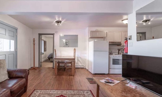 Northeast Santa Fe Villa | Near The Plaza Bishops Lodge Road