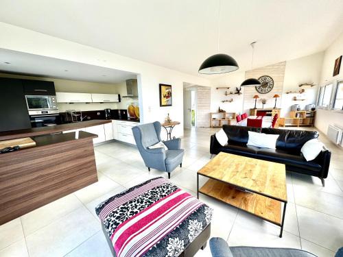 Kerlouan House | Neiz Vran Maison face à la mer