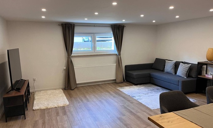 Kaiserslautern Apartment | Neu eingerichtete Wohnung 3 ZKB 90 qm Kaiserslautern