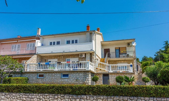 Novi Vinodolski Apartment | NEVENKA