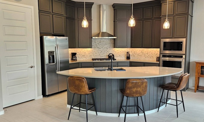 Festival Ranch House | New 2-bedroom house in 55+ community provides leisure living and mountain views.