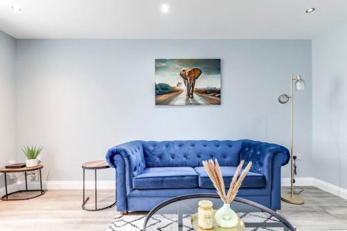 Hemel Hempstead Apartment | New 3 Bed Home with Free Parking