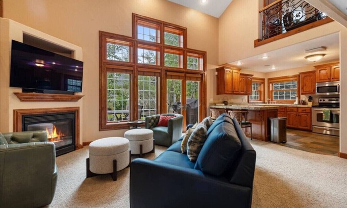 Driggs House | New 3 bedroom 3 bathroom 112 Aspen Meadows Rd