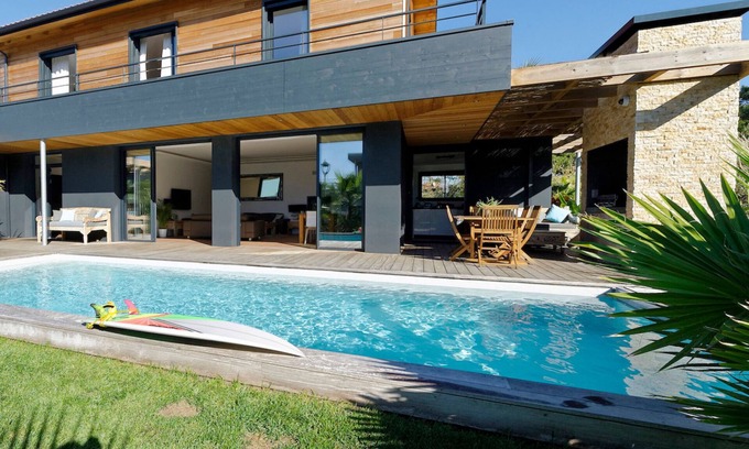 Capbreton Villa | New 5 * Villa with Heated Pool. Beach walk