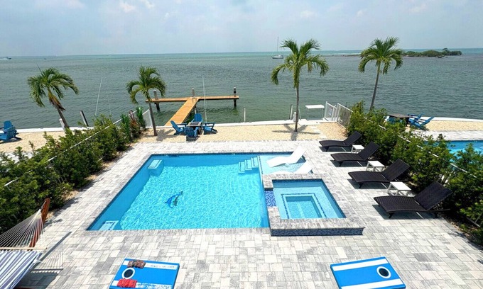 Key Colony Beach House | New 5BR Luxury Pool Home Seagrass-Free Ocean View