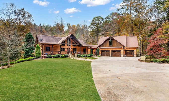 Ellijay Cabin | New! 7 bedroom creek front cabin, on 7 acres