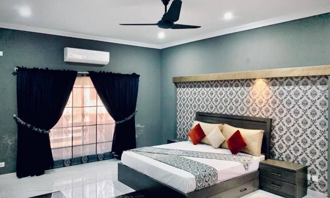 Fatehjang Hotel | New Airport Lodge