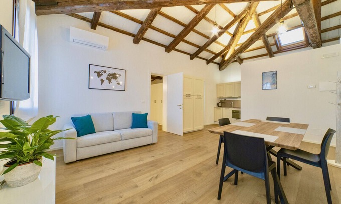 Longa Apartment | New apartment in Murano the amazing glass island