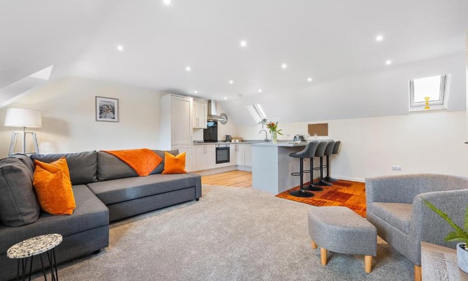 Priors Marston Apartment | New Apartment in Stockton, sleeps 4, Free WIFI