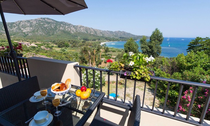 Saint-Florent Apartment | New apartment with magnificent view of Roya beach PROMO October November