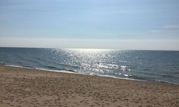 South Haven Condo | NEW! BEACHFRONT LAKE VIEW Lake Michigan Condo-private beach/heated pool/sundeck!