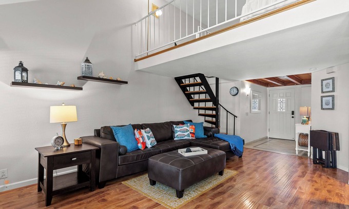 Solana Beach Condo | New! Bright 1 Bed with Loft in The Heart of Solana Beach