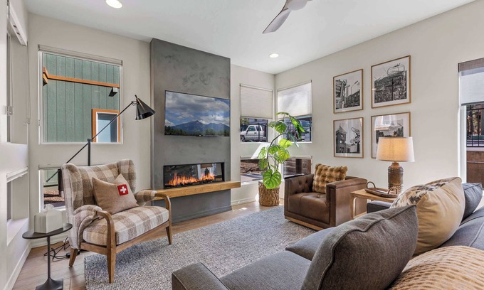 Flagstaff House | New Build | Interior Designed Townhouse | Sleeps 6