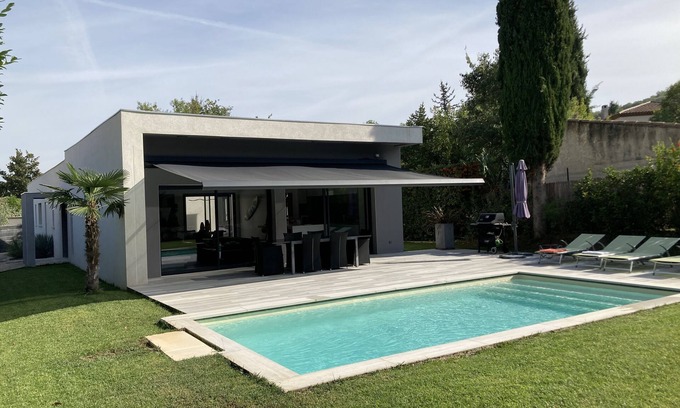 Bouc-Bel-Air Villa | New contemporary villa in Aix en Provence