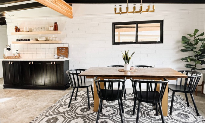 Mitchell Park West House | NEW. Downtown Trendy Tempe, Mill Ave, Large Backyard, 4 Beds