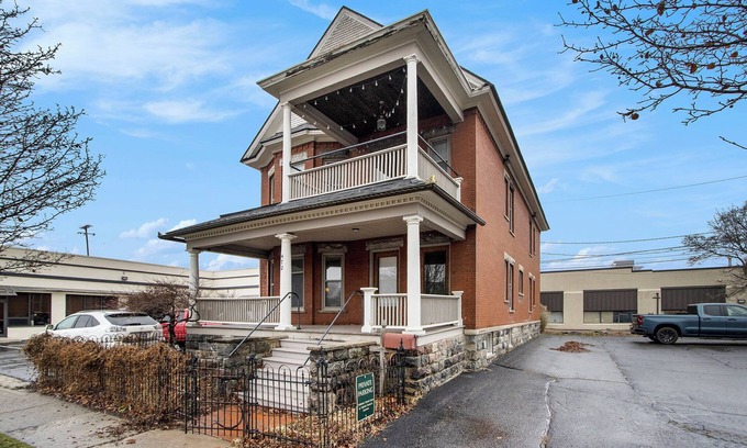 Central Business District House | NEW Entire Gorgeous Victorian Home Downtown Kalamazoo - Sleeps 16!