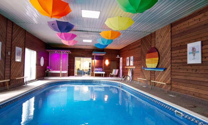 Northeast Edmonton House | NEW, Family Friendly, Pool House