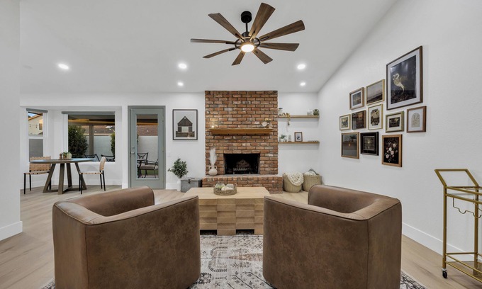 Chandler House | NEW! Gorgeous 3-Bedroom Oasis w/Pool