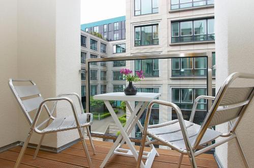 Mitte Apartment | New Green Apartments