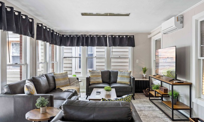 Bonnycastle House | NEW Historic Highlands Retreat! Prime Location Gem