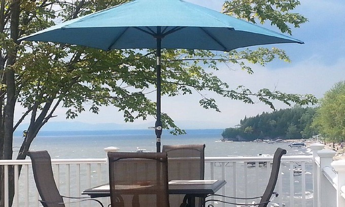 Malletts Bay House | New home with gorgeous views and sandy beach!! You won't be disappointed.