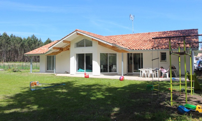 Vielle-Saint-Girons House | New house facing the forest, 1 km from lake, 5 km ocean, 2 km nature reserve