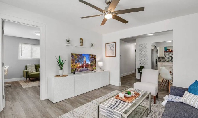 Emeryville House | NEW π In NOBE | Office | Garden firepit | Parking