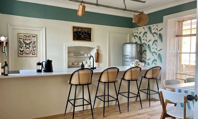Frome Apartment | NEW Iron Gates - Central Frome