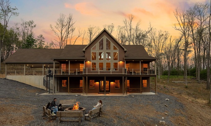 Huntingdon House | NEW - Knotty Pine - Raystown Lake