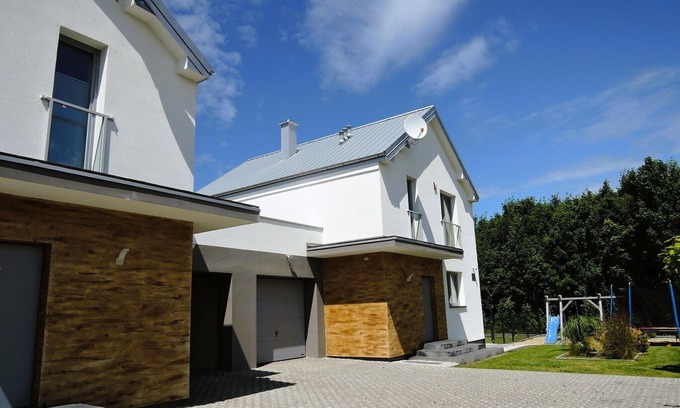 Kolczewo House | New, large holiday home for 10 people