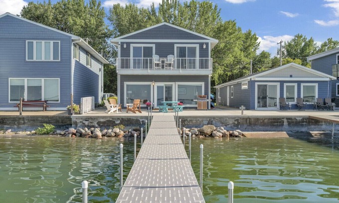 Orleans House | NEW LISTING.AWave From It All - Lakefront on Big Spirit Lake