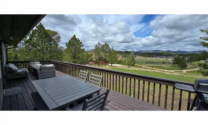 Custer House | New Listing! Granite Heights in Custer State Park