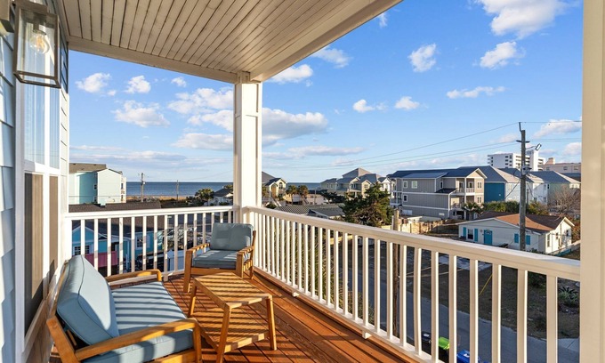 Wilmington Beach House | New Listing - Tequila Sunrise - Ocean View, 4 bedroom 3 bath