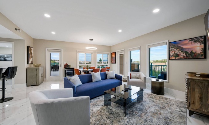 Lake Las Vegas Condo | New Listing The Ideal Penthouse at Lake Las Vegas